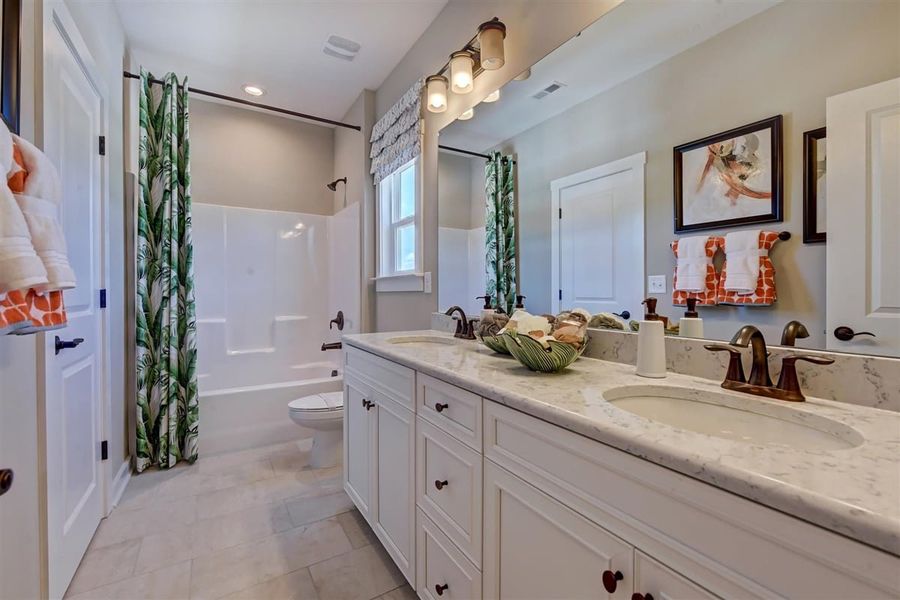 Image 33 of the Reserve at North Reach community in Charlotte, NC.