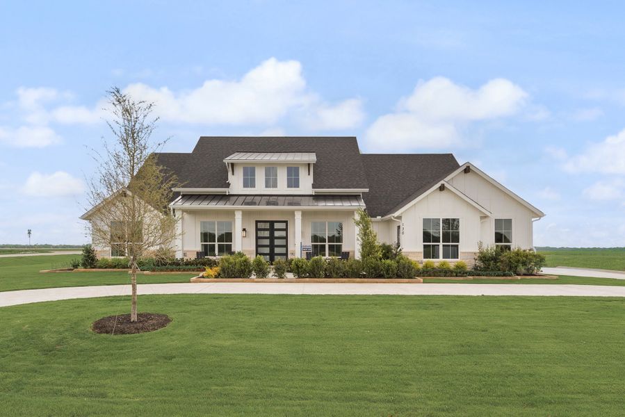 Front exterior of a home in the Pecan Acres community, located in Red Oak, TX (Image 2).