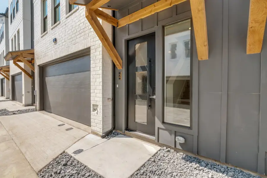 Exterior details of a home in Clifton Court, Addison (Image 3).