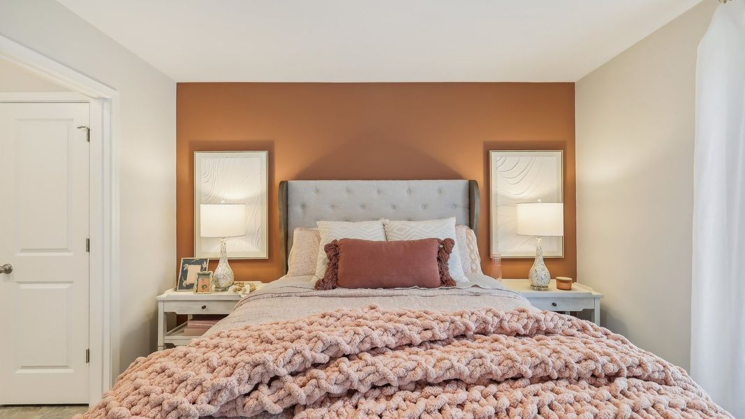 Furnished interior in a model home at Saddle Trace in Lewisburg (Image 29).