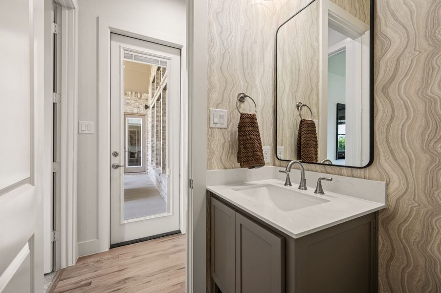 Furnished interior in a model home at NorthGlen in Haslet (Image 27). Furnished interior in a model home at NorthGlen in Haslet (Image 27).