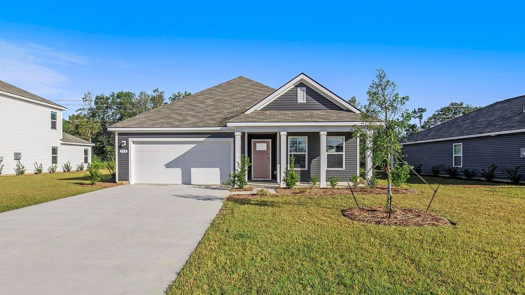 Front exterior of a home in the Pinewood Estates community, located in Conway, SC (Image 3).