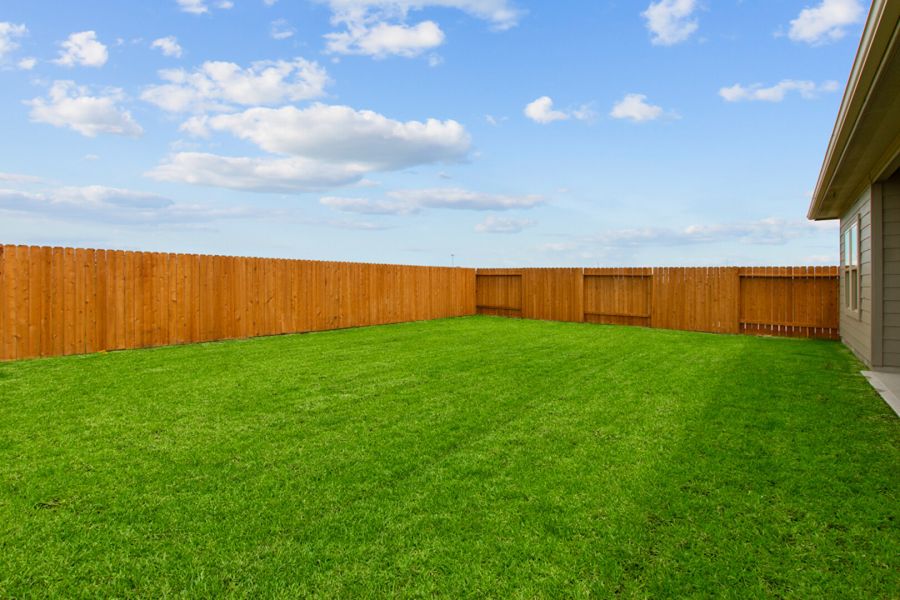 Image 30 of the Springfield Estates community in Baytown, TX.