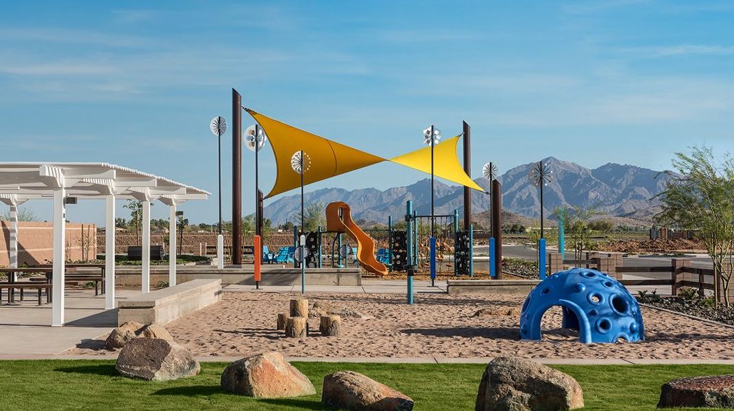 Alamar Discovery Amenity Playground