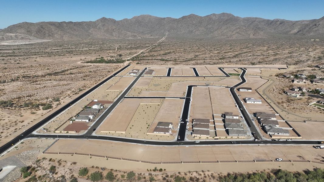 Site preparation and early development at White Tank Vistas in Waddell, AZ (Image 27).