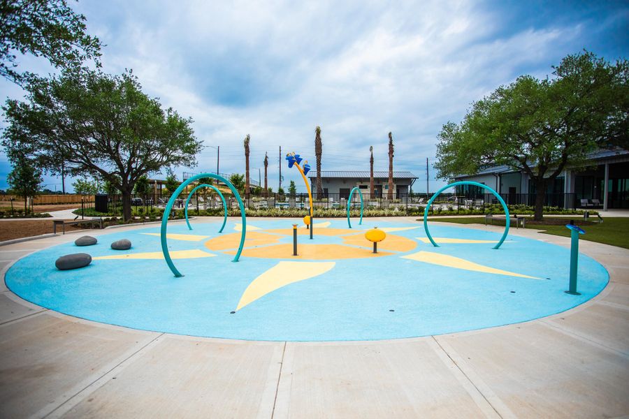 Community amenity available to residents of Candela in Richmond (Image 7).