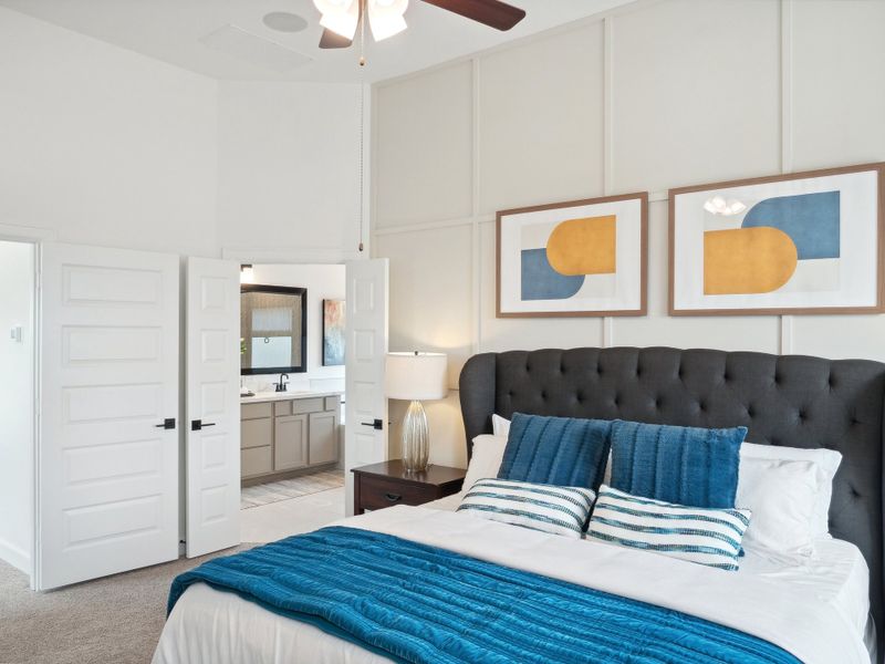 Furnished interior in a model home at Cloverdale in Houston (Image 4).