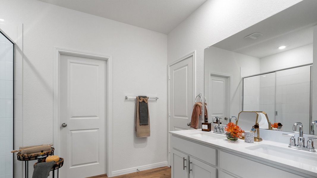 Furnished interior in a model home at Rosenbusch Ranch in Leander (Image 81).