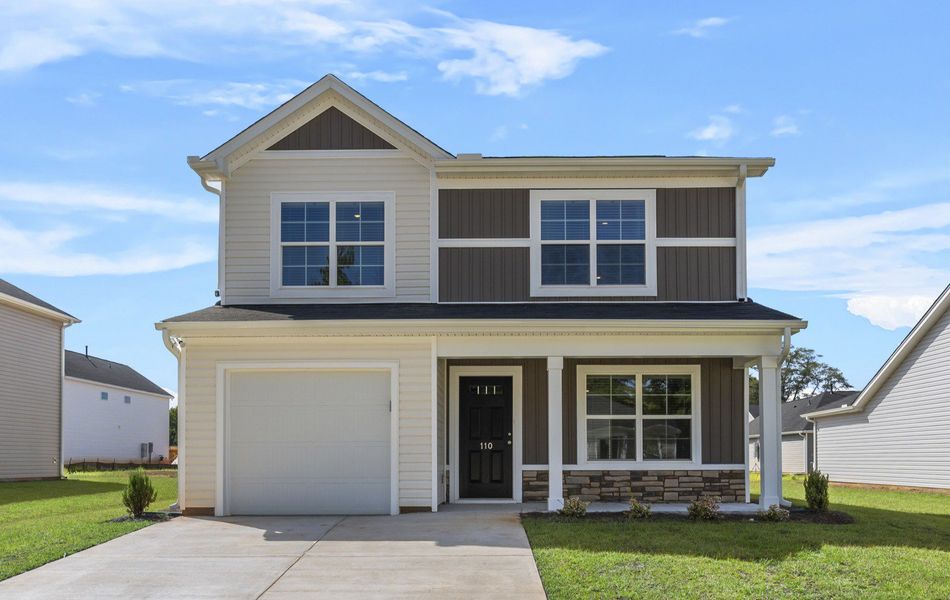 Front exterior of a home in the Willow Lake community, located in Blythewood, SC (Image 13).