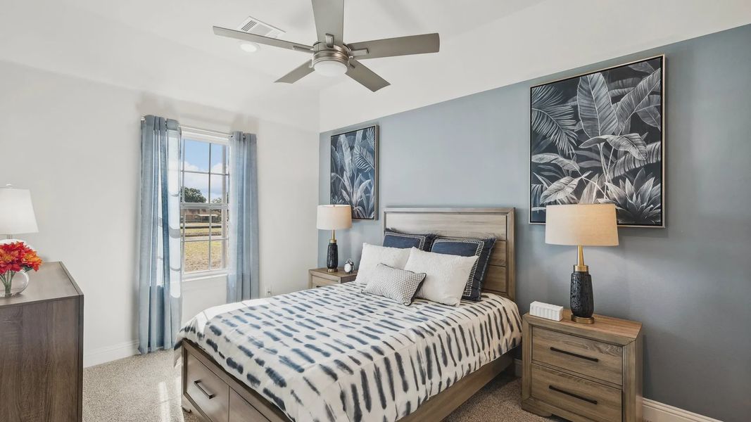 Experience Ridge Crossing's elegance with premium wood furnishings and expansive light-filled spaces. Experience Ridge Crossing's elegance with premium wood furnishings and expansive light-filled spaces.