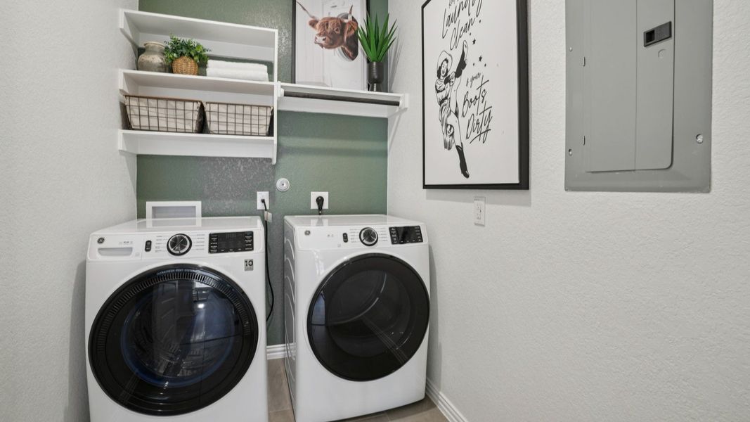 Furnished interior in a model home at Stream Waters in Seguin (Image 33).