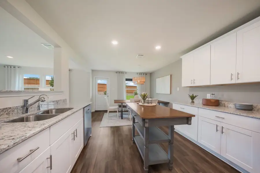 Springfield Model Kitchen