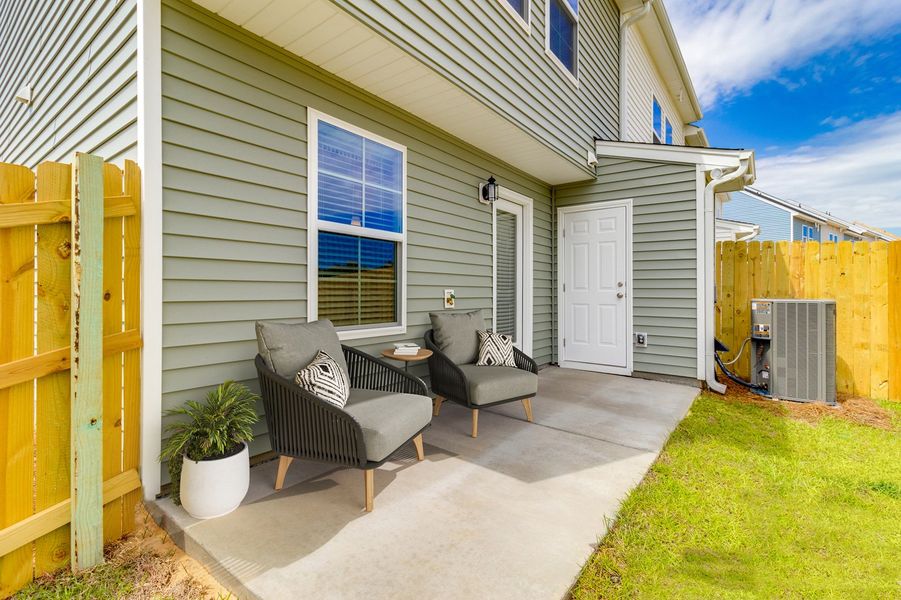 Back Patio | Laurens Plan