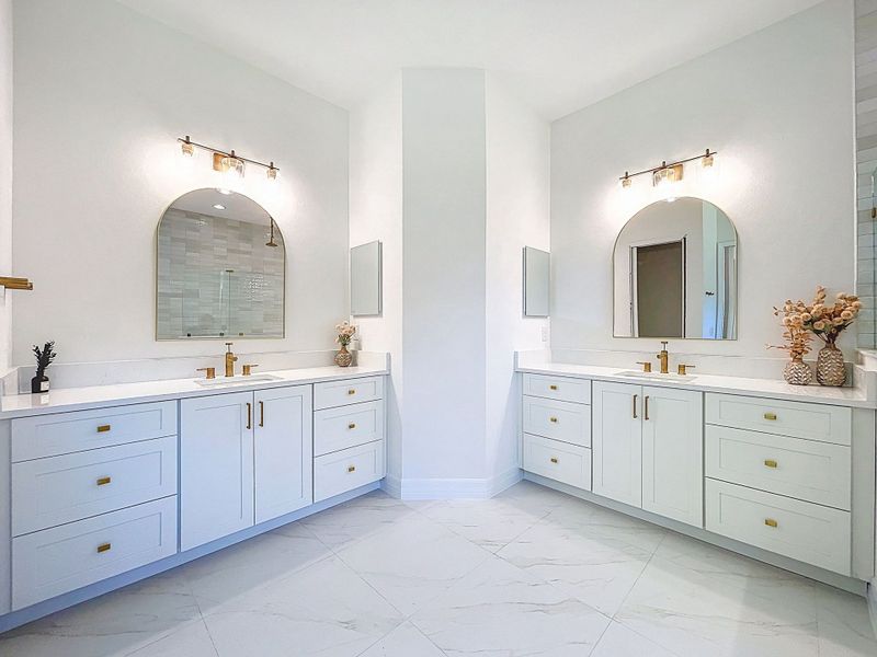 Sunset Estates,33549