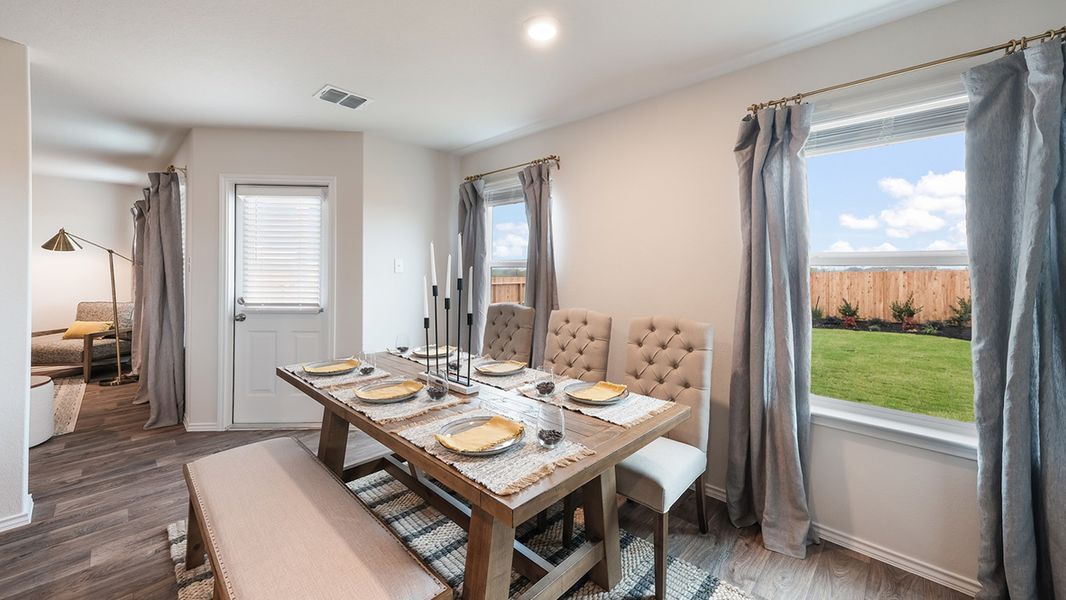 Image 7 of the Redbird Ranch Express community in San Antonio, TX.