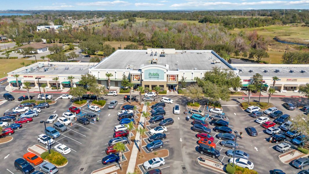 Publix Nearby the Community