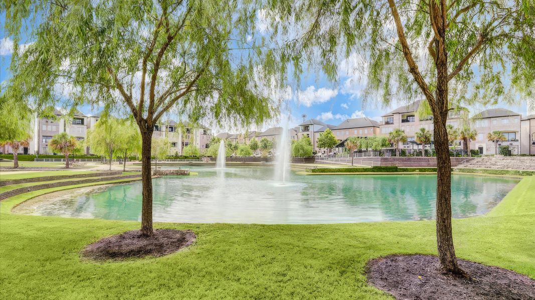 Natural surroundings and green spaces near Cottage Grove Lake Phase 2 in Houston, TX (Image 10).