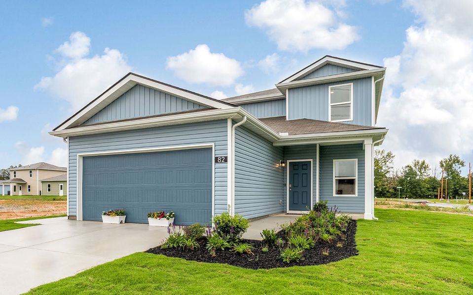 Front exterior of a home in the Stonehenge community, located in Manchester, TN (Image 1).