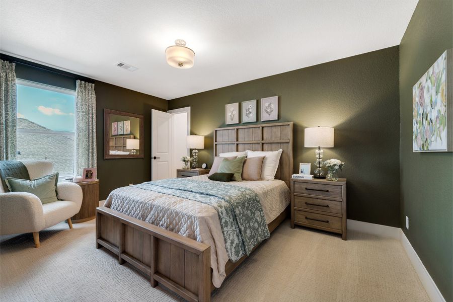 Furnished interior in a model home at Sunterra Lakes in Brookshire (Image 39).