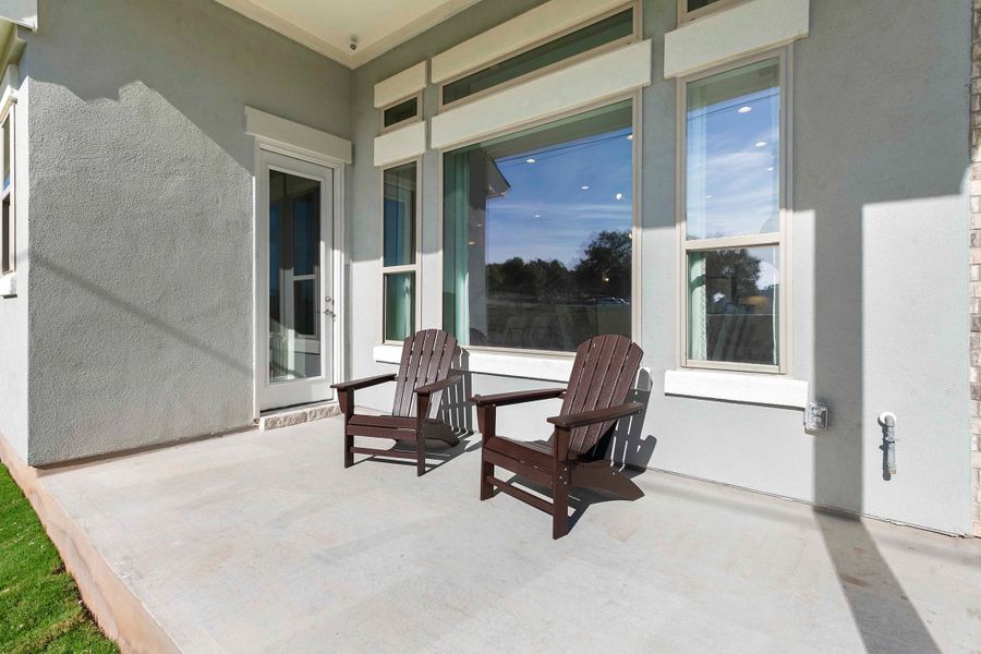 Exterior details of a home in Persimmon, Buda (Image 3).