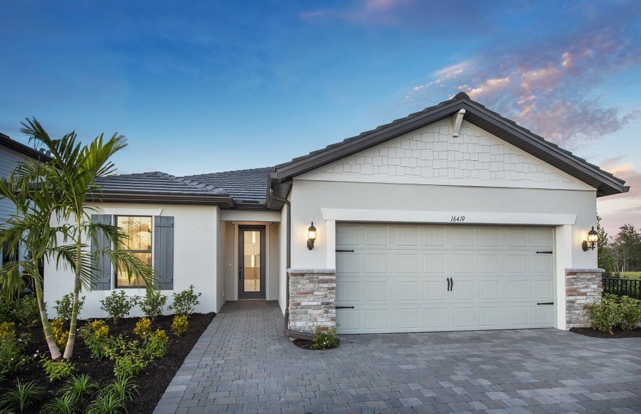 Welcoming Exteriors of Your Dream Home in Sapphire Point at Lakewood Ranch.