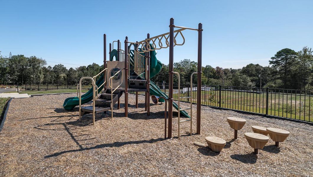 Community amenity available to residents of Cardinal Creek in Charlotte (Image 18).