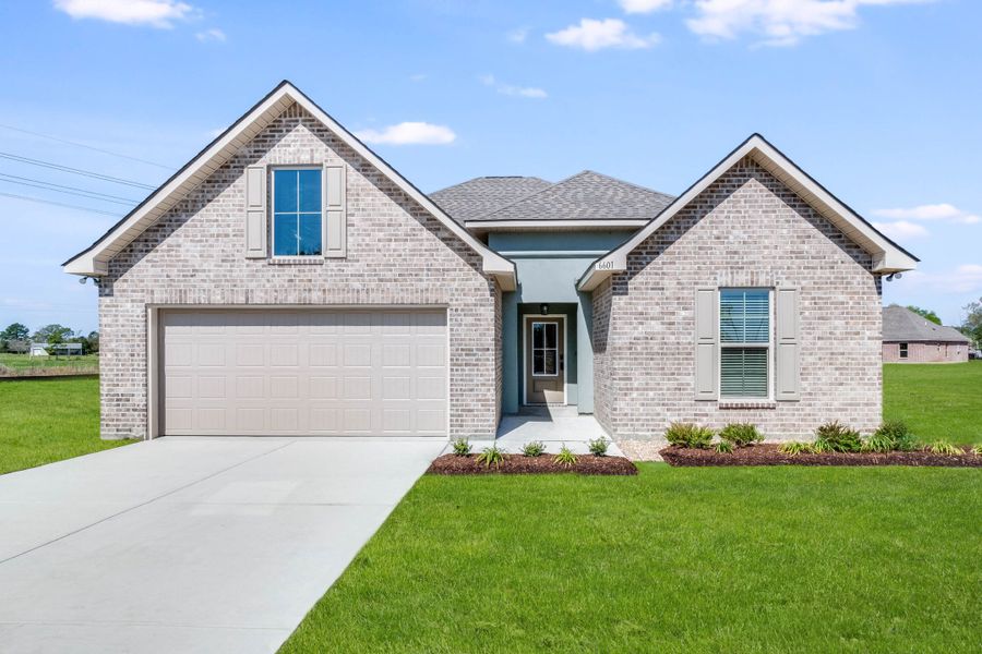 Front exterior of a home in the Eagle Pointe community, located in Pensacola, FL (Image 1).