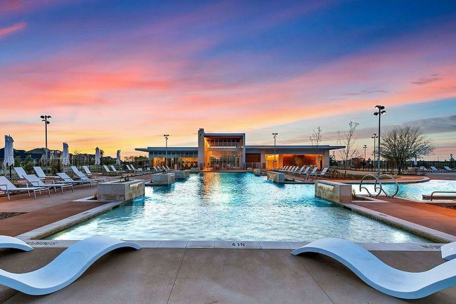 Image 10 of the Hollyhock Classic Series community in Frisco, TX.