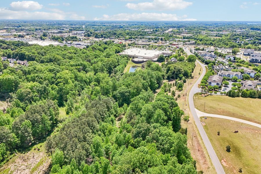 Aerial view of the Trillium Reserve at Lake Norman community in Mooresville, NC, showing layout and nearby surroundings (Image 20). Aerial view of the Trillium Reserve at Lake Norman community in Mooresville, NC, showing layout and nearby surroundings (Image 20).