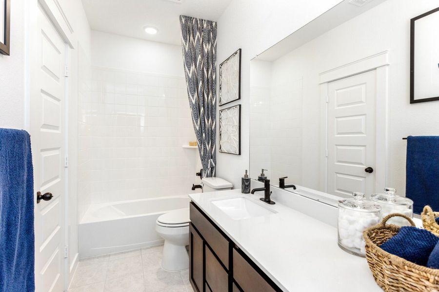 Image 26 of the Summer Lakes community in Rosenberg, TX.