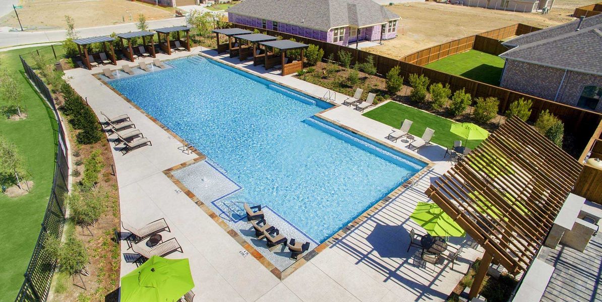 Image 20 of the Glen Crossing community in Celina, TX.