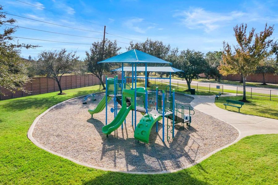 Image 5 of the Enclave at Cypress community in Cypress, TX.