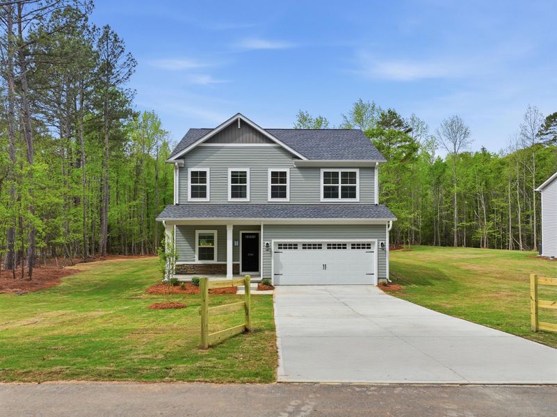 Front exterior of a home in the Broadway Lake community, located in Anderson, SC (Image 13).