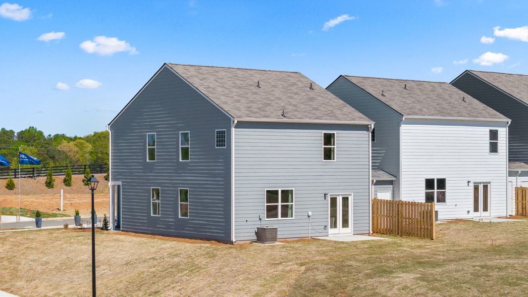 Exterior details of a home in Rolling Meadows, Jasper (Image 5).