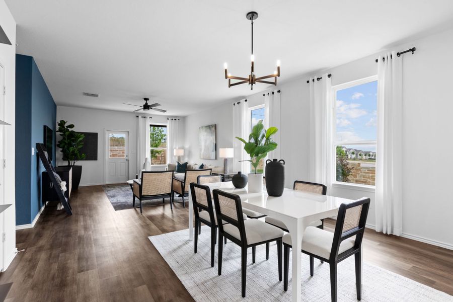 Hewitt Model Dining Area