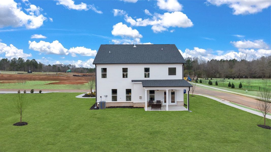 Exterior details of a home in Westland, Bogart (Image 3).