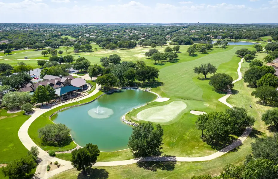 18-Hole Golf Courses 18-Hole Golf Courses