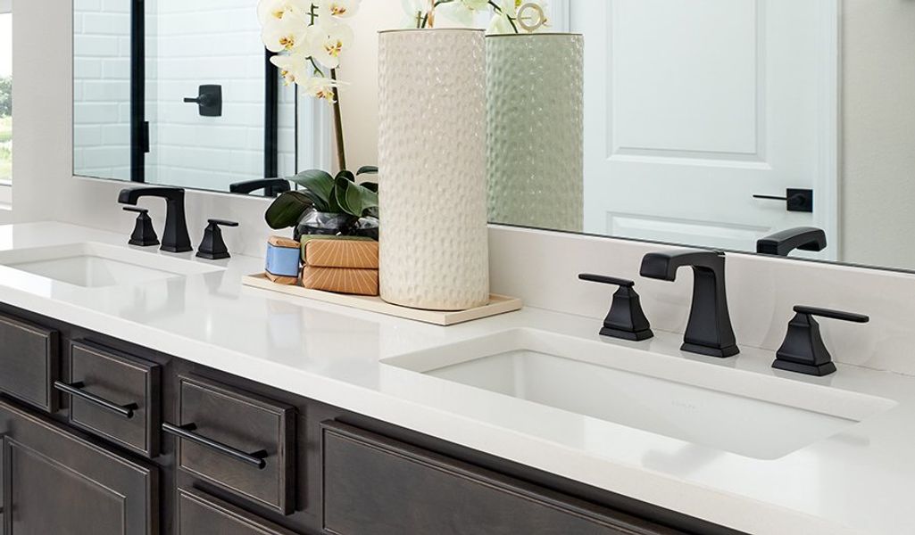 Furnished interior in a model home at Seasons at Old Vail in Vail (Image 22).