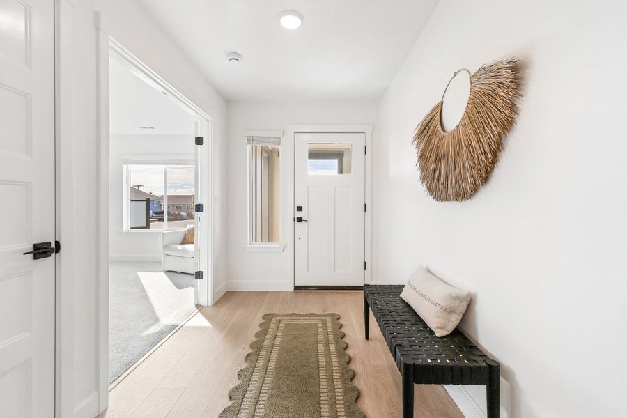 Furnished interior in a model home at Upland Meadows in Hermiston (Image 19).