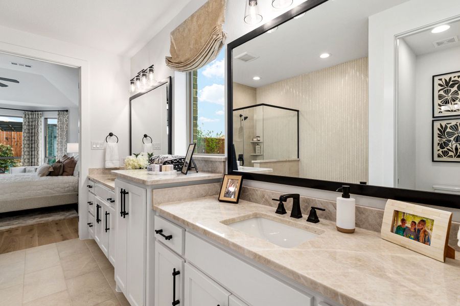 American Legend Homes 50' model in Wellington - Main Bathroom American Legend Homes 50' model in Wellington - Main Bathroom