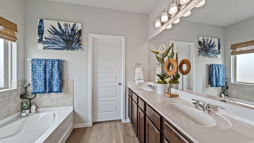 Abbott Place Model Home Primary Bathroom