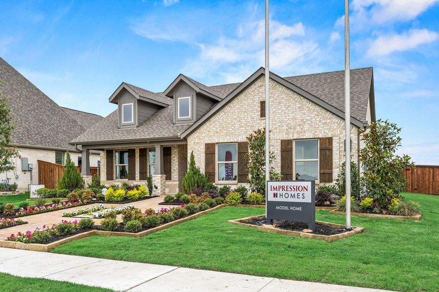 Front exterior of a home in the Myrtle Creek community, located in Waxahachie, TX (Image 3).