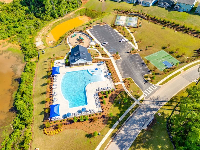 Grand Arbor Amenities
