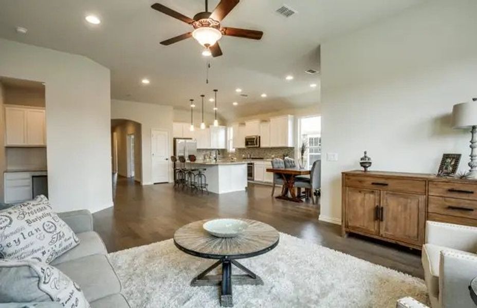 Furnished interior in a model home at The Overlook at Creekside in New Braunfels (Image 31).