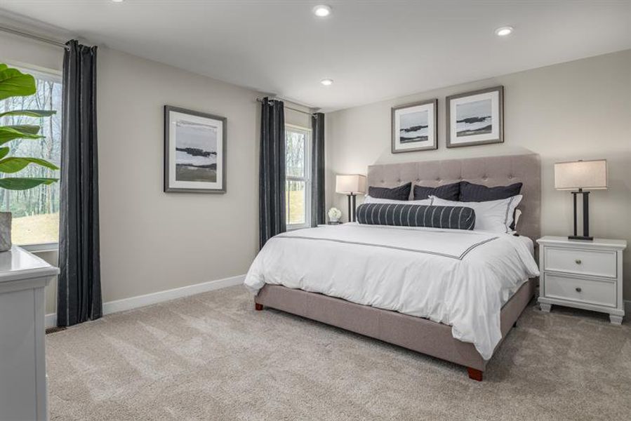 ENJOY THE COMFORT AND ACCESSIBILITY OF ONE-LEVEL LIVING WITHOUT SACRIFICING THE SPACE YOU NEED