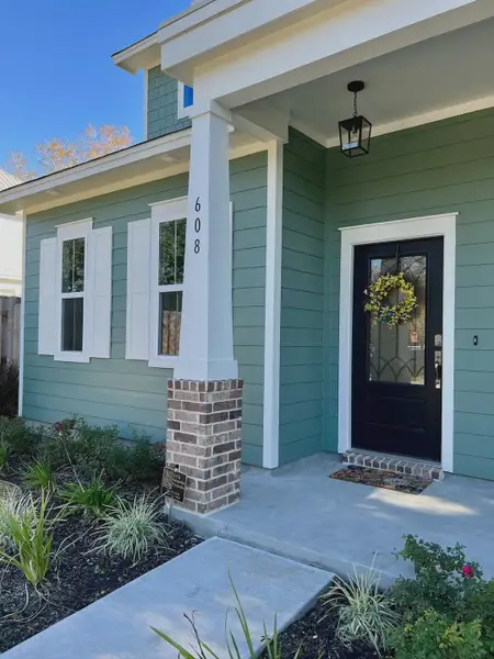 Exterior details of a home in Diamond Hill Collection, Victoria (Image 4).