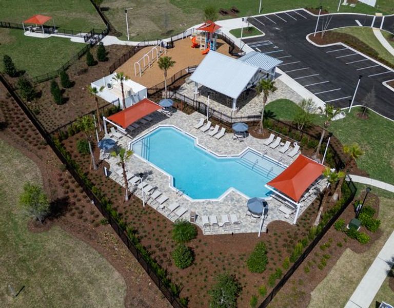 Community amenity available to residents of Sandridge Hills in Asbury Lake (Image 22).