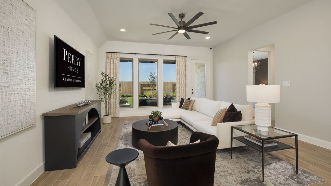 Furnished interior in a model home at Everly 45' in Hockley (Image 8).