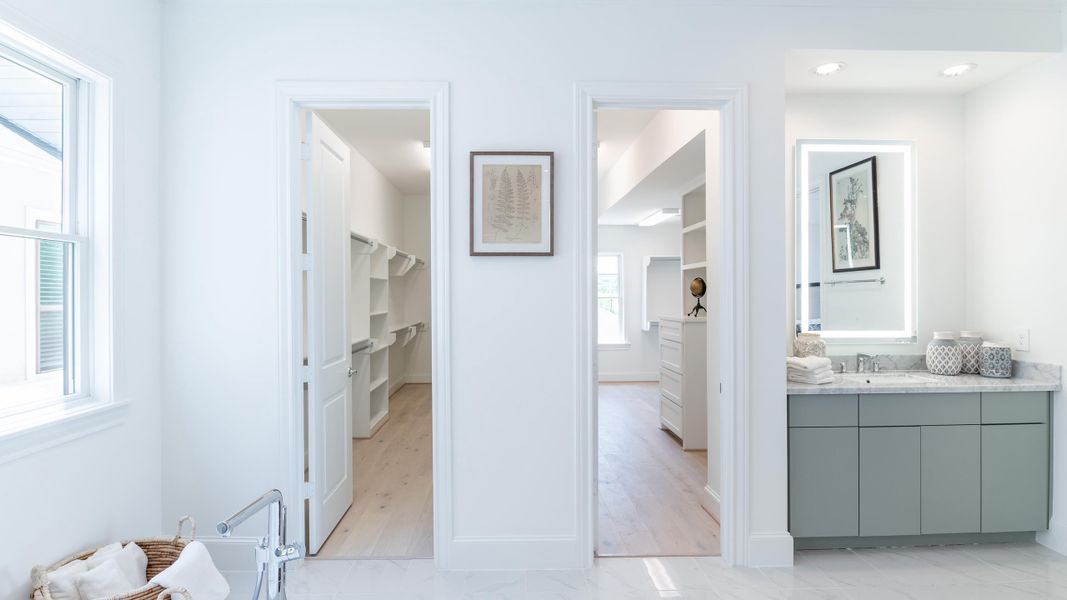 Furnished interior in a model home at Crocker Street in Houston (Image 15).