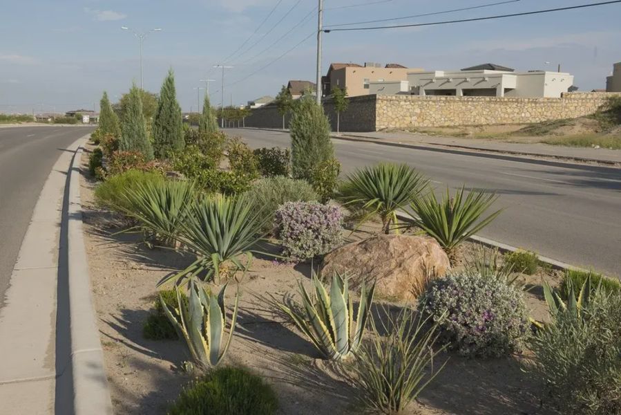 Community amenity available to residents of Garden Park Unit 4 in El Paso (Image 1).